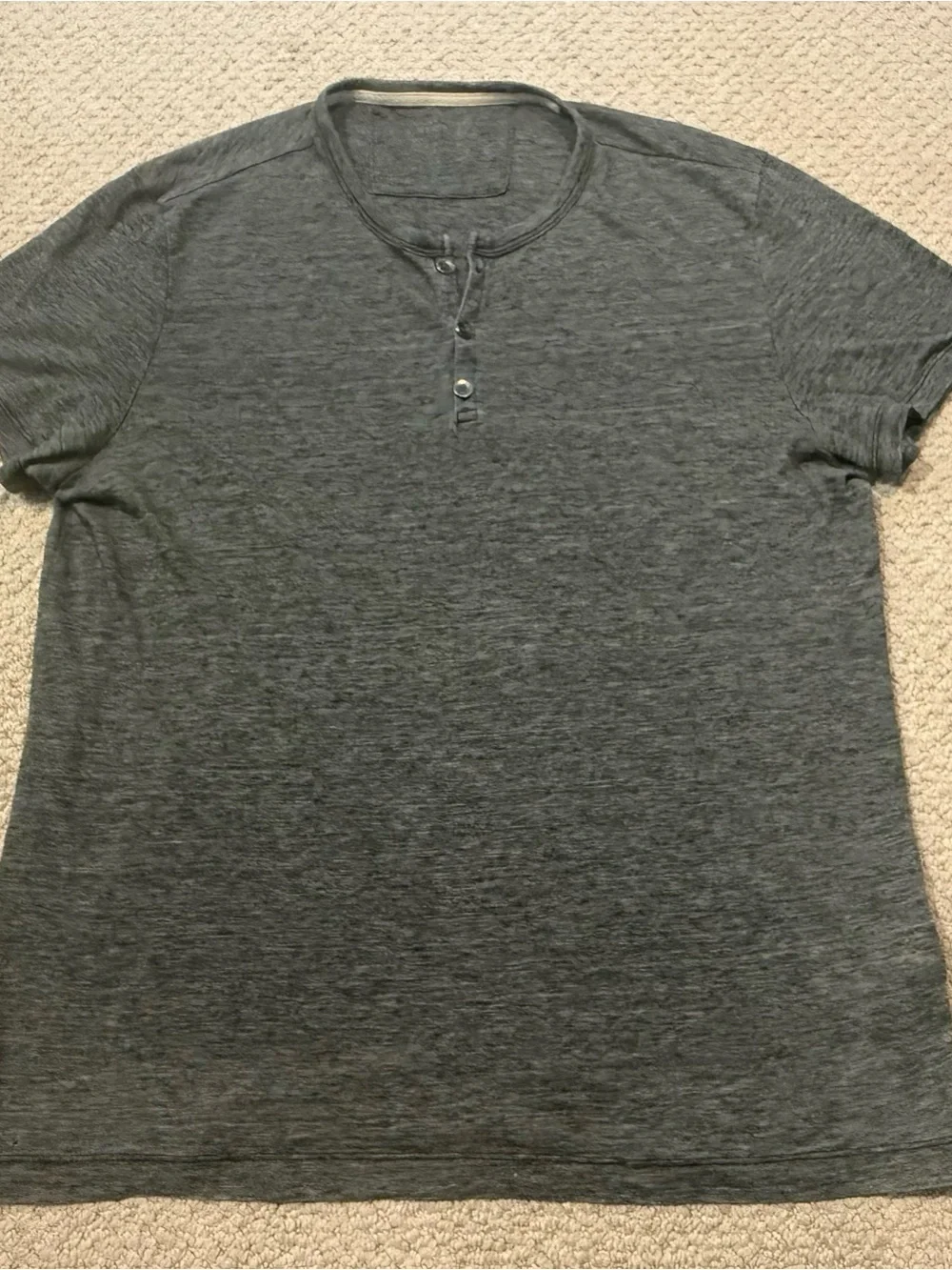 Lot of 6 Men's banana republic Henley & V-Neck Tees - Grey, Charcoal, Rust linen